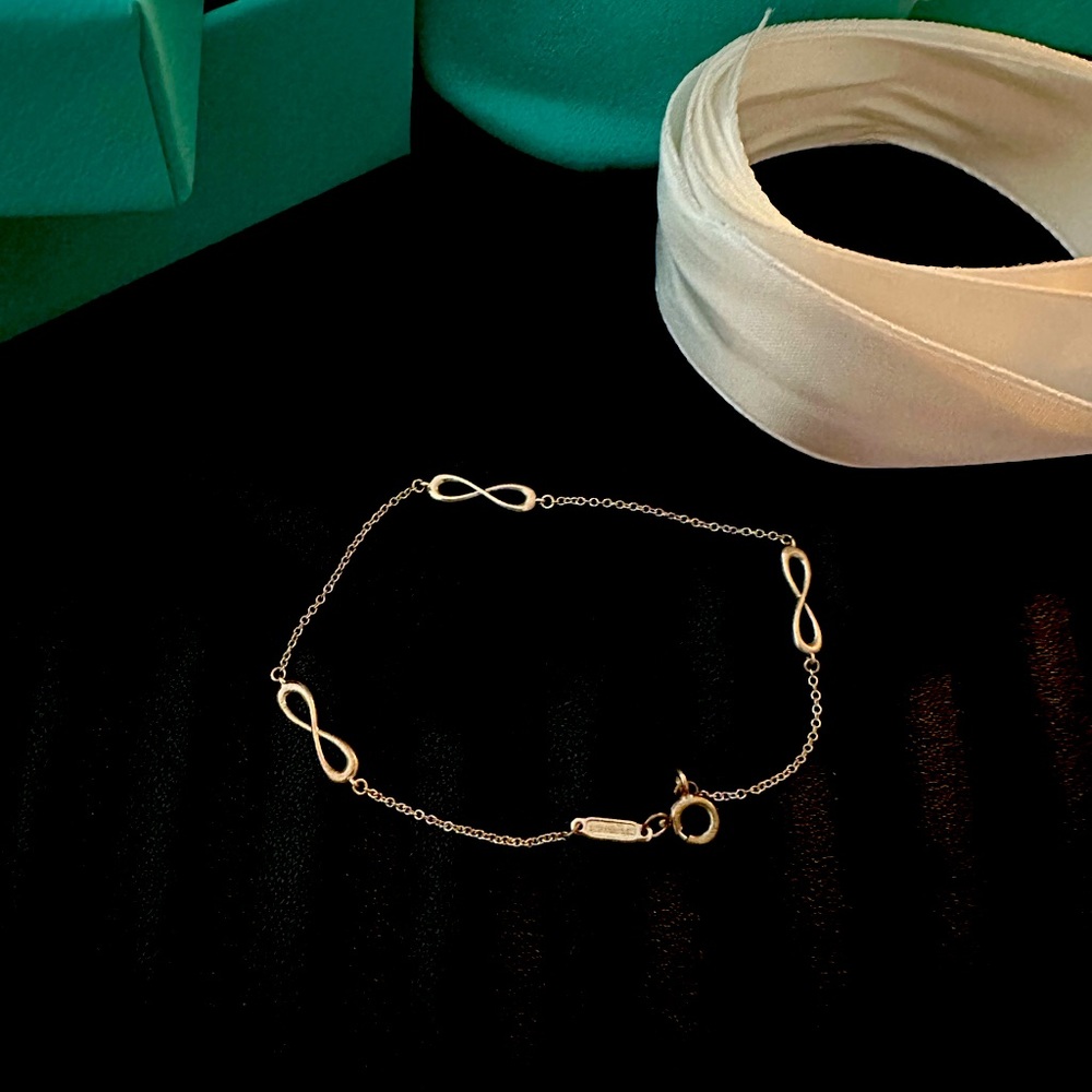 Tiffany Infinity Endless Bracelet